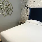 호텔 Oca Centro 4*