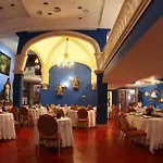 호텔 Oca Centro 4*