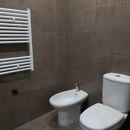 מלון Oca Centro 4*