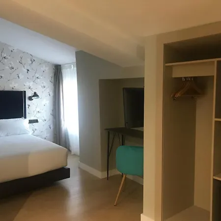 Oca Centro 4*