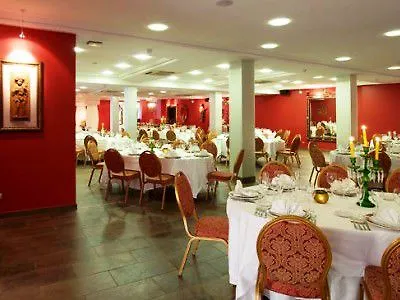 Oca Centro Szálloda Burgo